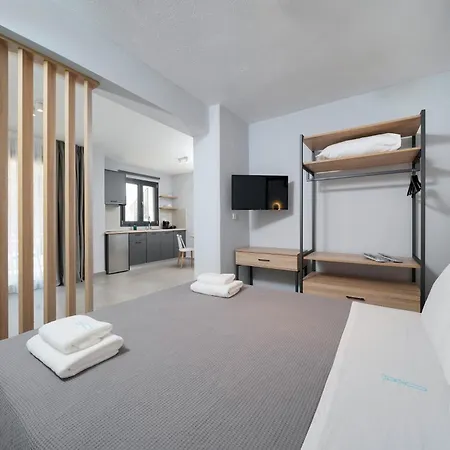 Olive Roots Скала-Рахониу