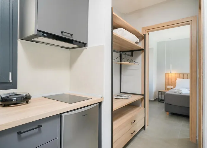 Olive Roots 酒店 *