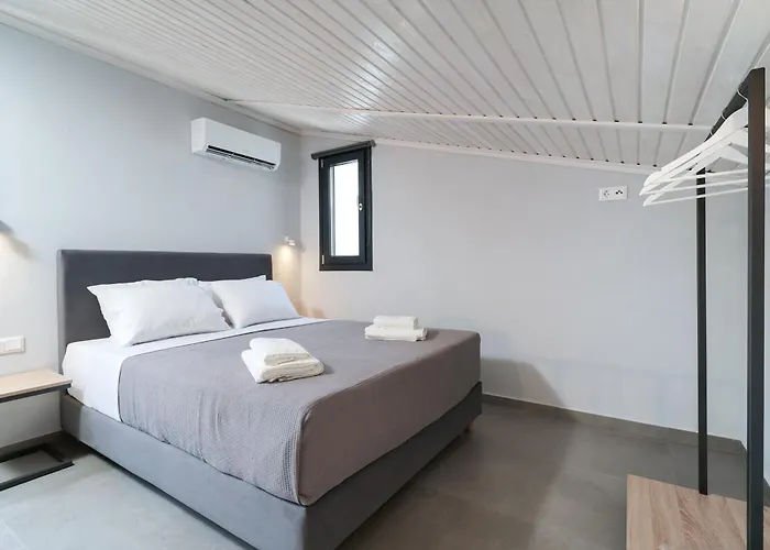 Olive Roots 酒店 *